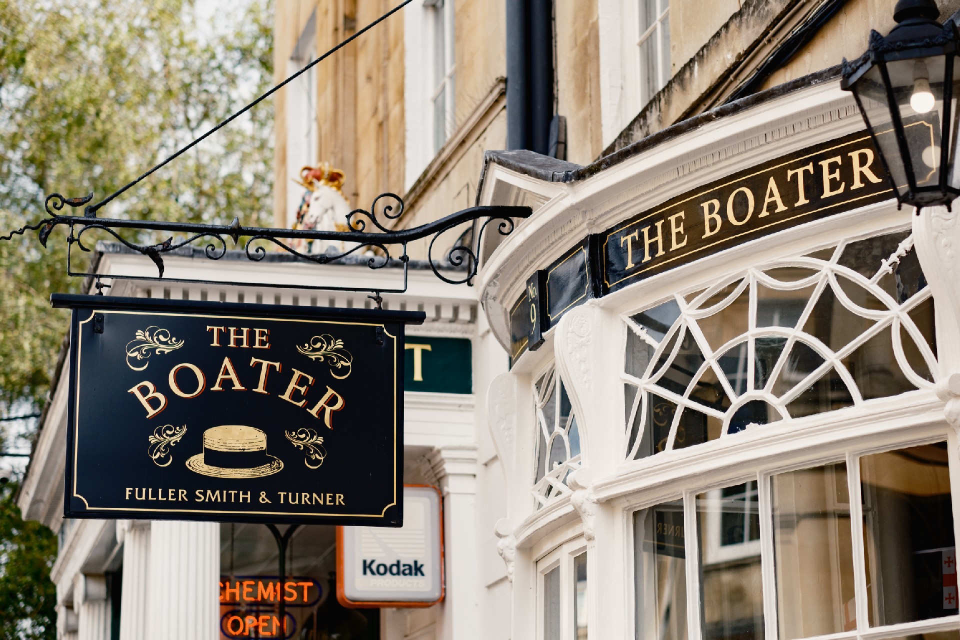 The Boater, Bath